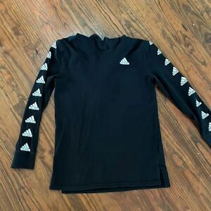Adidas popover hooded tee Size M